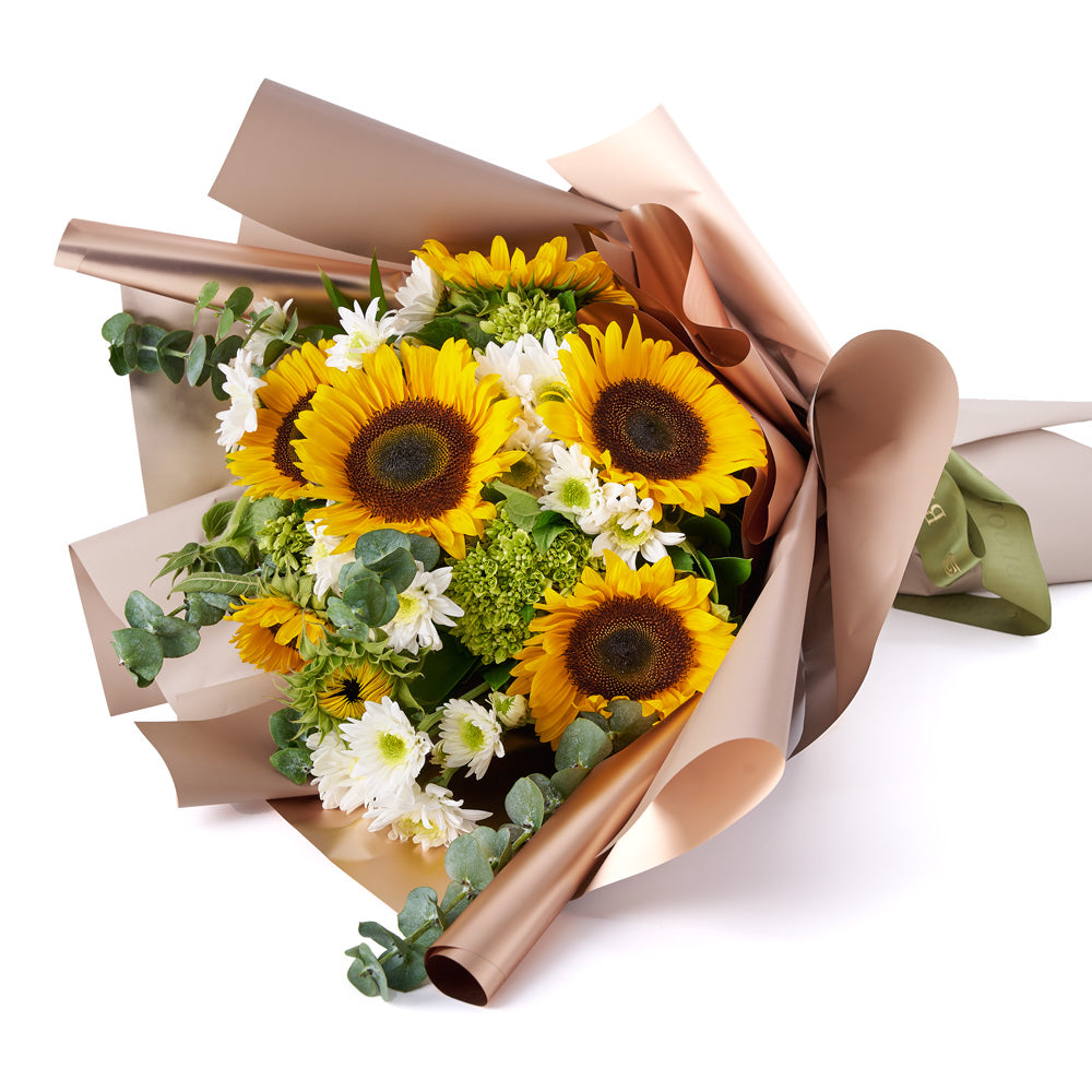 Seasonal Sunflower and Hydrangea Bouquet with Designer Ribbon – how the gift is presented