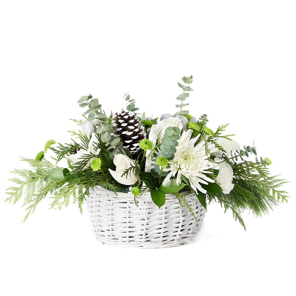 Elegant White Roses and Chrysanthemums Floral Arrangement – how the gift is presented