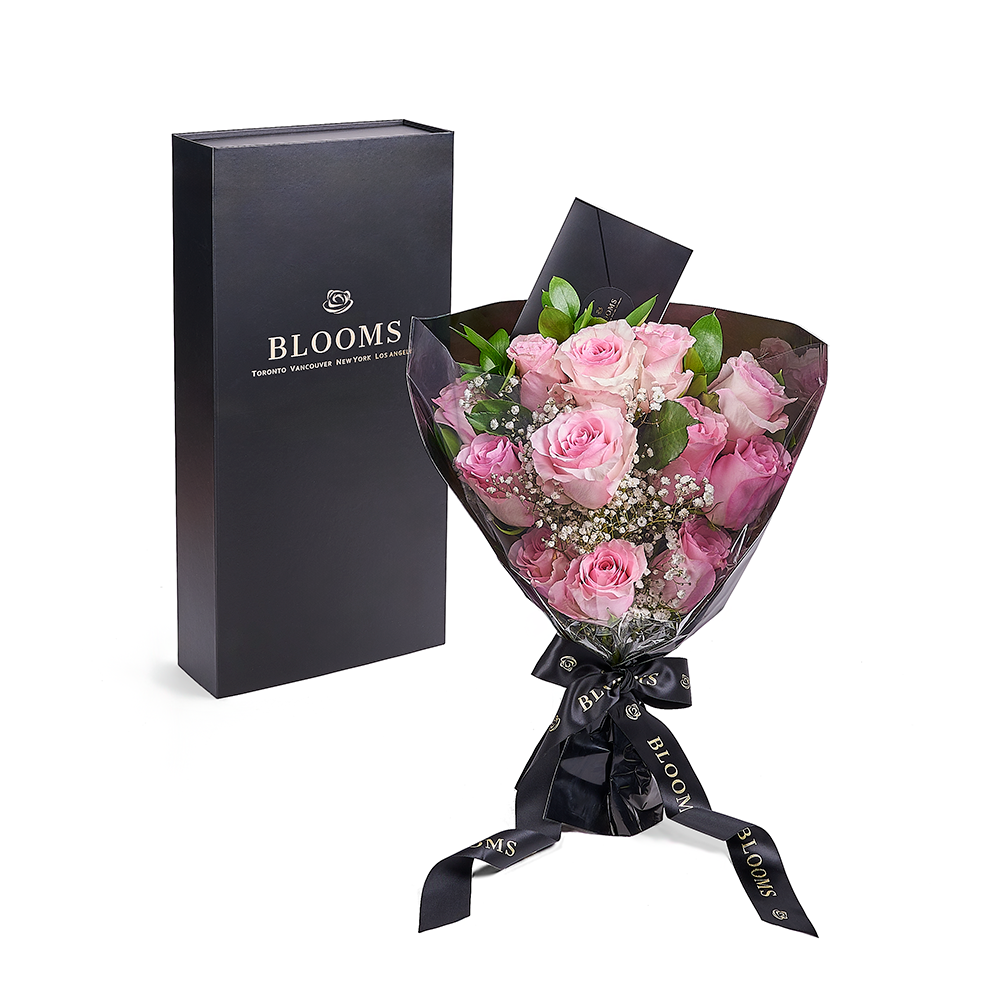 Pink Rose Bouquet for Valentine's Day, Los Angeles – how the gift is presented