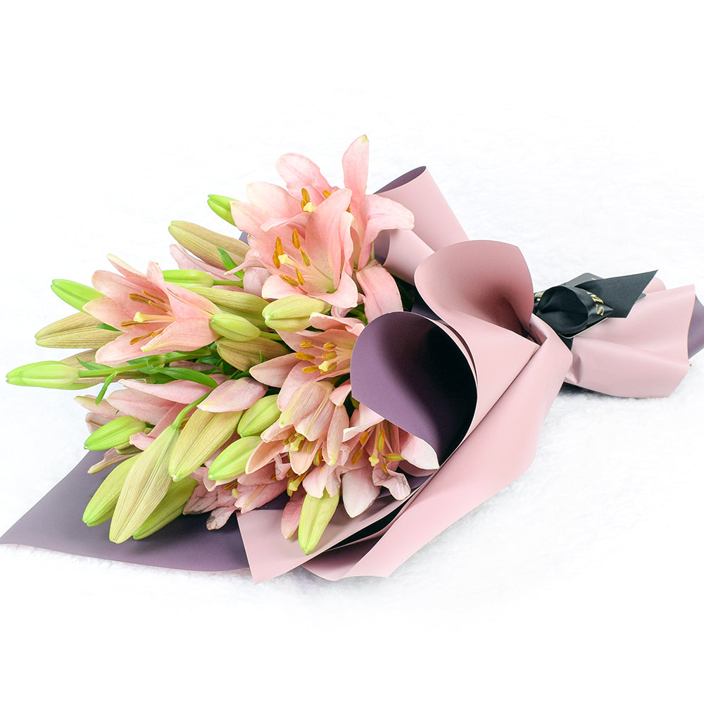 Sophisticated Pink Alstroemeria Stem Bouquet – how the gift is presented