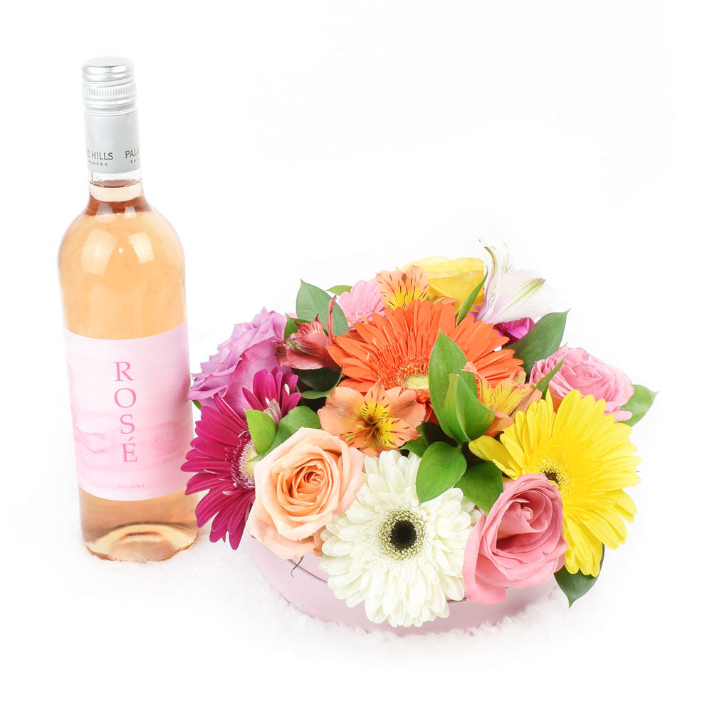 Pink Designer Hat Box Wine Gift – how the gift is presented