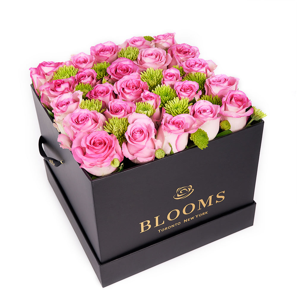 Mother's Day Rose Hat Box, Los Angeles – how the gift is presented