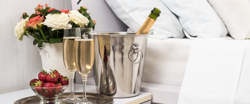 Flowers & Champagne Gifts Delivered to LA