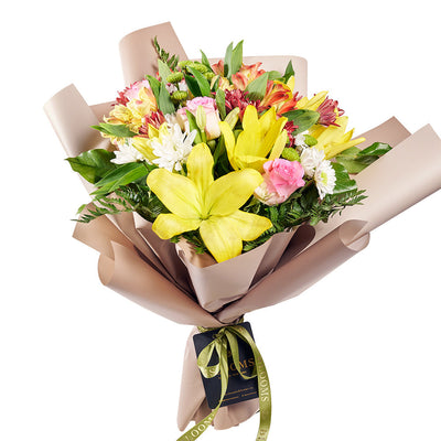 Country Cottage Mixed Peruvian Lily Bouquet from Los Angeles Blooms - Mixed Floral Gift - Los Angeles Delivery.