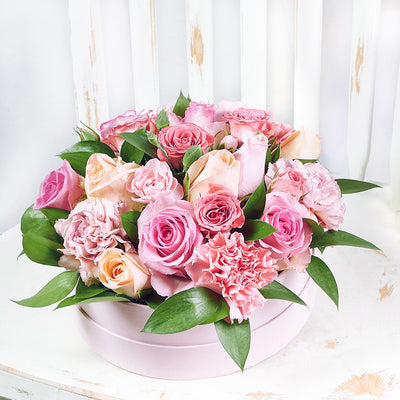 Graceful Pink Mixed Hat Box - Pink Floral Mix Gift Box - Los Angeles Delivery