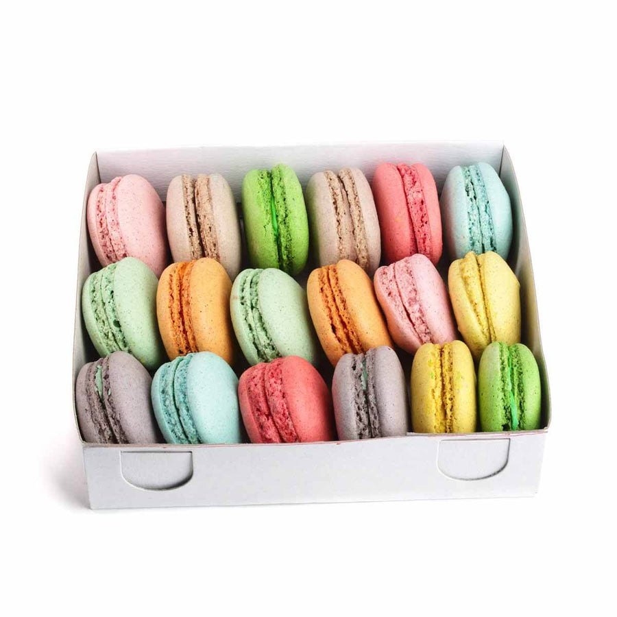 A rainbow of colourful delights, Los Angeles Blooms' Over The Rainbow Macarons Gift presents a delicious treat that tastes as good as it looks.