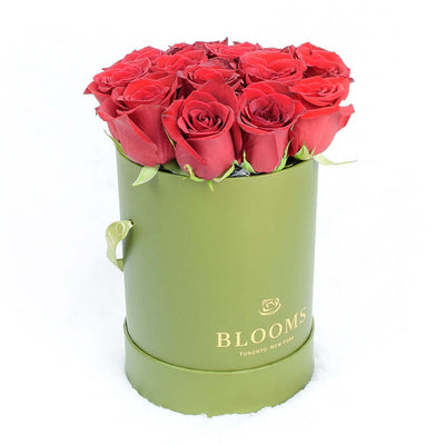 Red Rose & Spring Green Gift Box Los Angeles Blooms