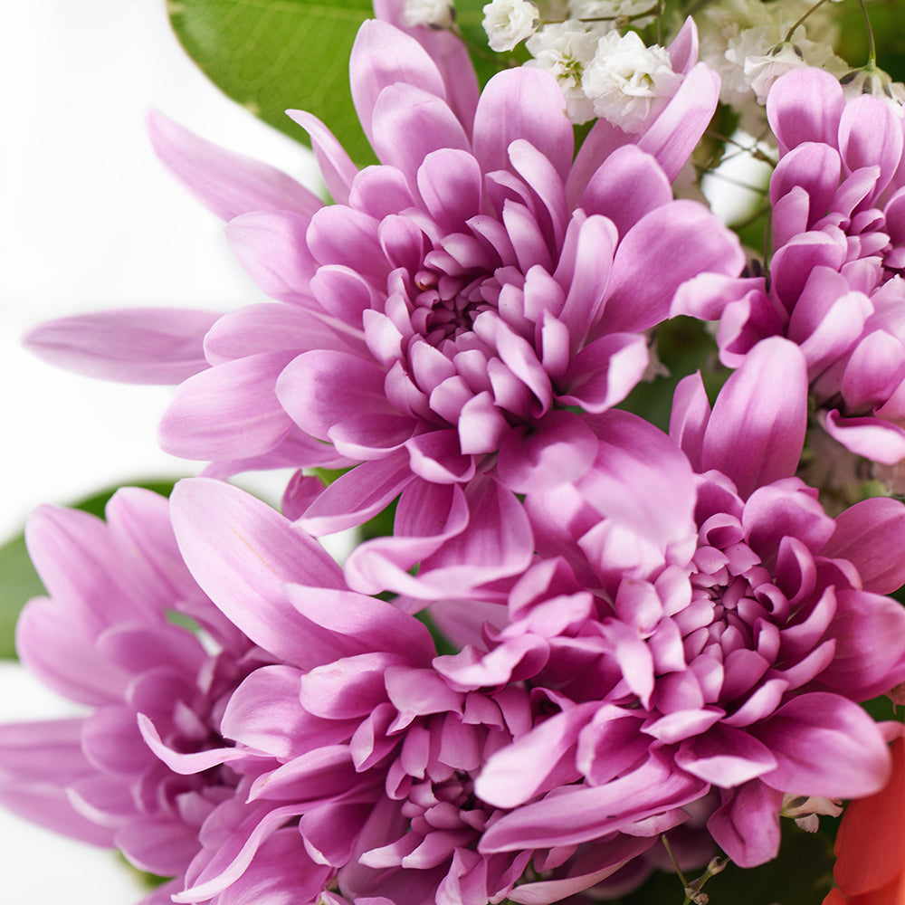 Beautifully Fragrant Flowers & Champagne Gift – Los Angeles Blooms - Los Angeles Delivery