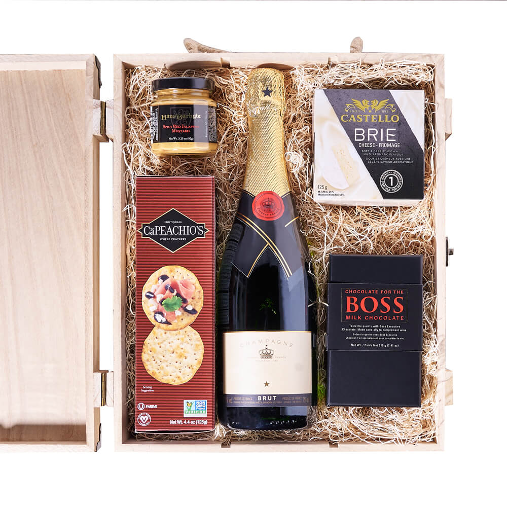 Christmas Snack &amp; Champagne Box , champagne gift, champagne, sparkling wine gift, sparkling wine, christmas gift, christmas, holiday gift, holiday