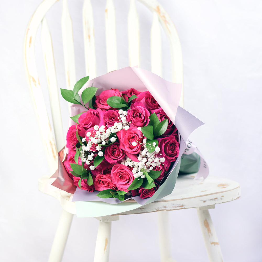 Fun and flirty, the Pink Passion Rose Bouquet by Los Angeles Blooms is the perfect gift for the woman in your life who has a love for all things pink. Los Angeles Blooms