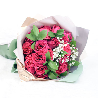 Fun and flirty, the Pink Passion Rose Bouquet by Los Angeles Blooms is the perfect gift for the woman in your life who has a love for all things pink. Los Angeles Blooms