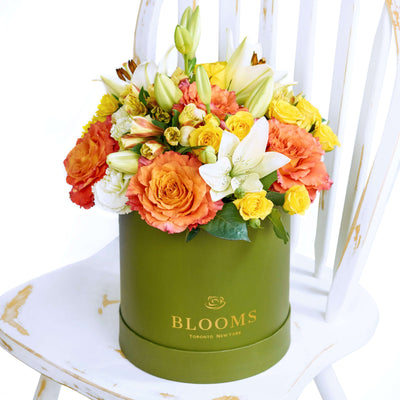 The Summer Glow Mixed Arrangement features a selection of beautiful roses, lilies, daisies, alstroemeria and carnations in a sleek designer box – ready to be delivered to your loved ones on any special occasion. Los Angeles Delivery