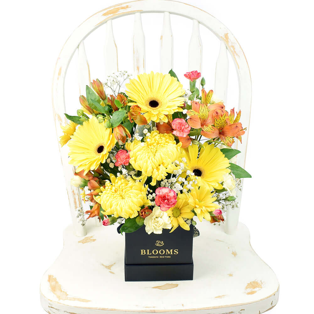 Classic Mixed Floral Arrangement Gift – how the gift is presented