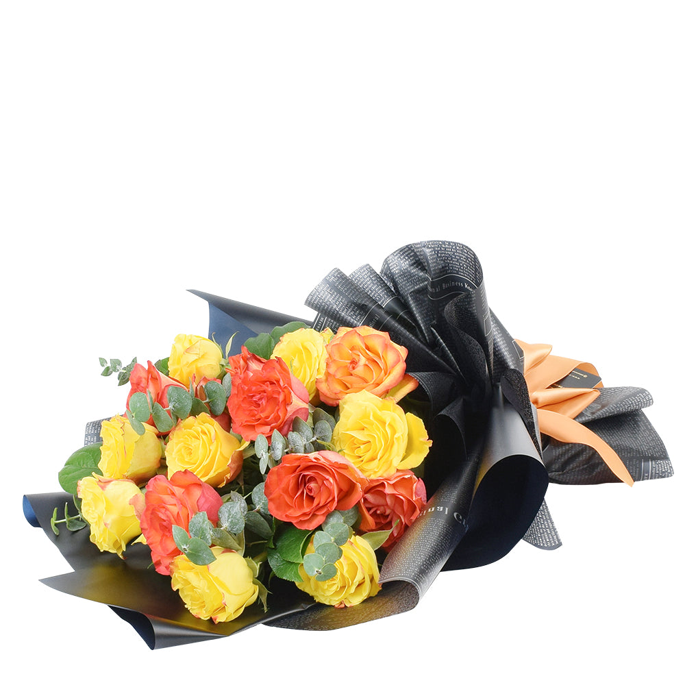Luxury Red and Orange Rose Floral Wrap Bouquet – how the gift is presented