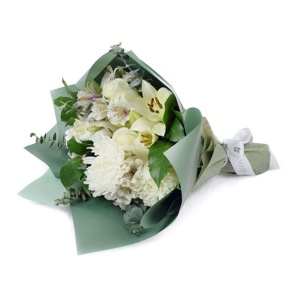 Mother's Day Floral Wrap Bouquet with Mixed Cream Flowers – how the gift is presented