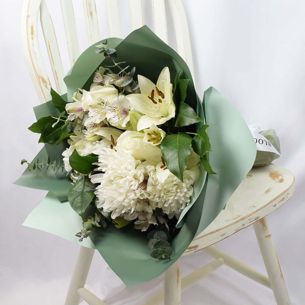The Sweet Talk Mother's Day Floral Gift - Los Angeles Blooms